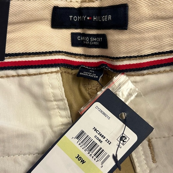 Tommy Hilfiger Men's Essential 10" Solid Cargo Shorts in Khaki Size 30 - Picture 8 of 10